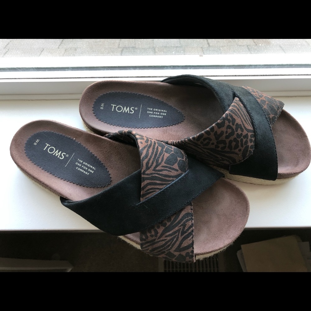Toms Flatform Slides